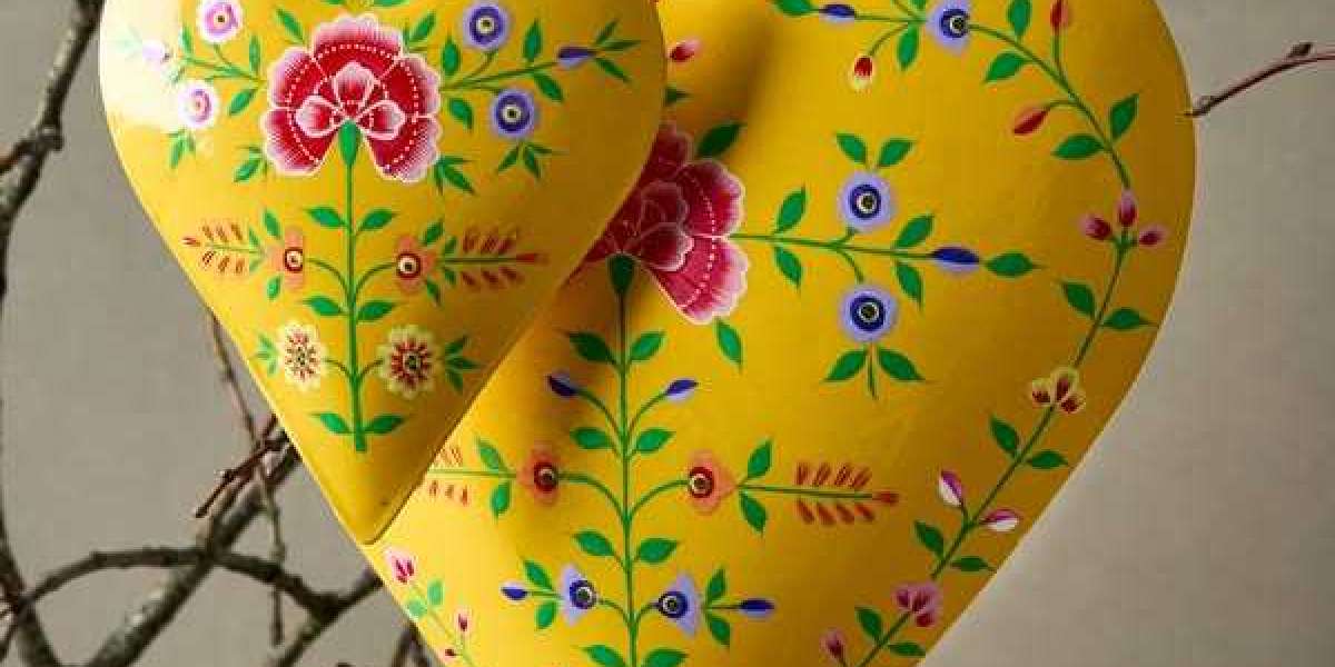 ? Why Choose Handmade Candles & Hand-Painted Gifts This Spring?